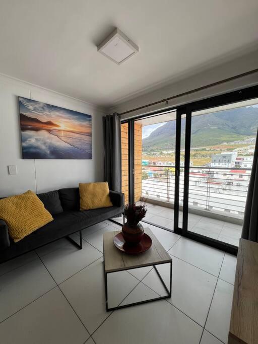 Apartment Chapel Towers Self Catering Apartment *